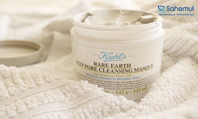 2. Kiehl’s Rare Earth Deep Pore Cleansing Masque 1's